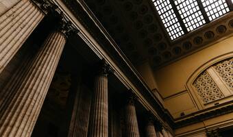 U.N.B.R anunță organizarea examenului de primire în profesia de avocat (pentru dobândirea titlului profesional de avocat stagiar) și de primire în profesia de avocat - SESIUNEA SEPTEMBRIE 2025